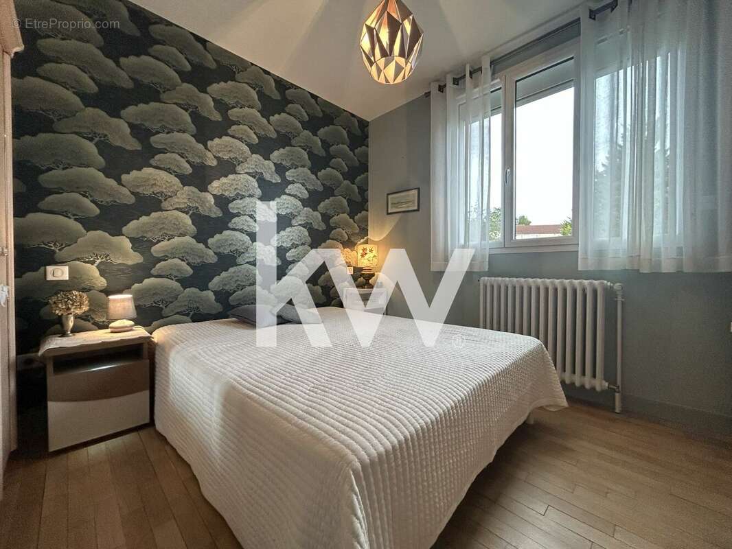 Maison à SAINT-JUNIEN