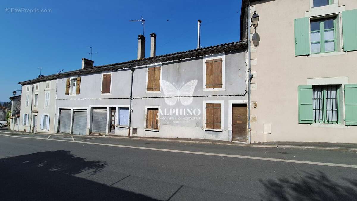 Appartement à NONTRON