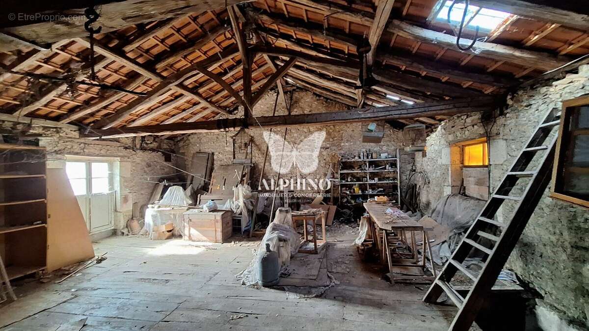 Appartement à NONTRON