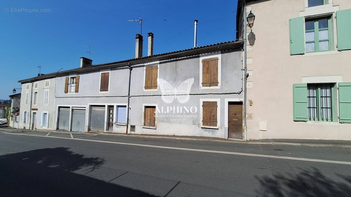 Appartement à NONTRON