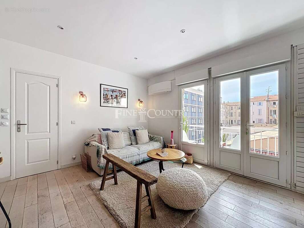 Appartement à CANNES