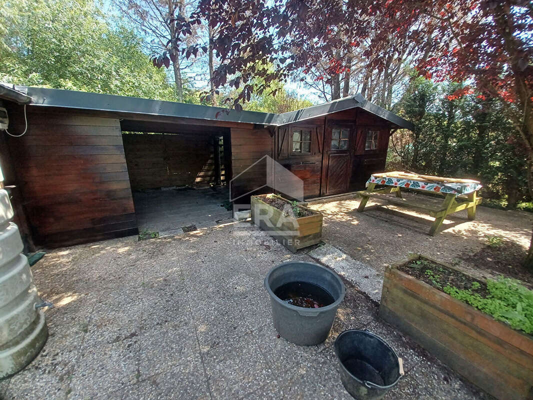 Terrain à LA CALOTTERIE