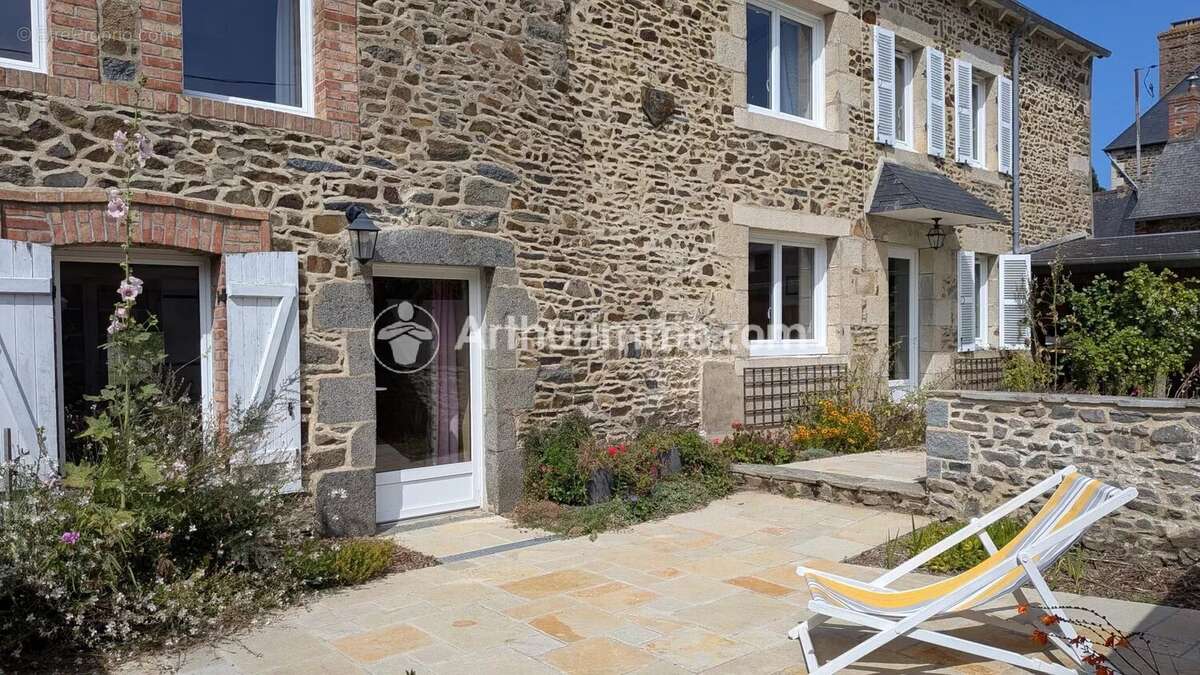 Maison à ETABLES-SUR-MER