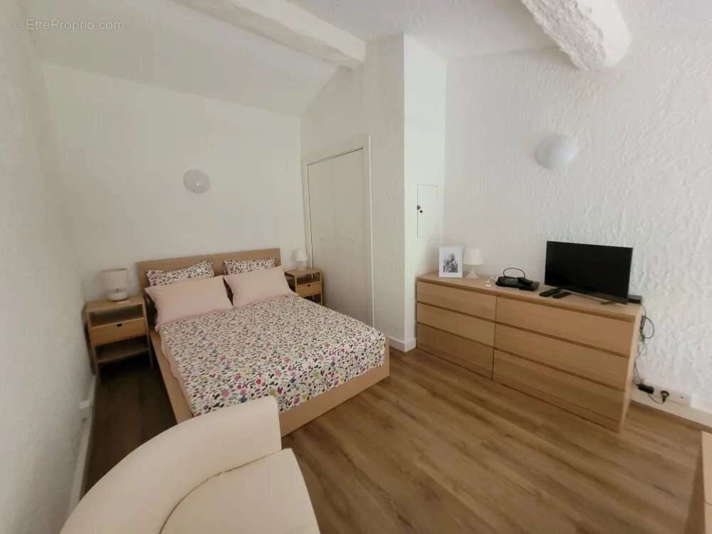 Appartement à PEYMEINADE