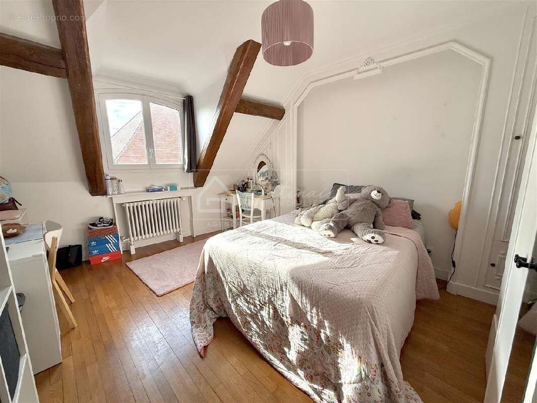 Appartement à MILLY-LA-FORET