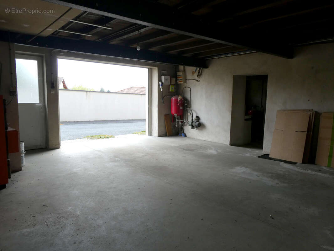 Maison à SAINT-CLEMENT-LES-PLACES