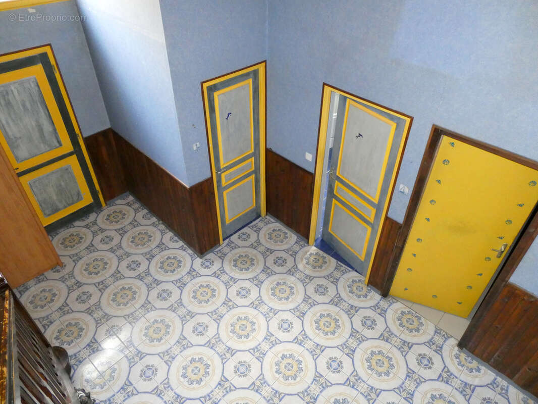 Maison à SAINT-CLEMENT-LES-PLACES