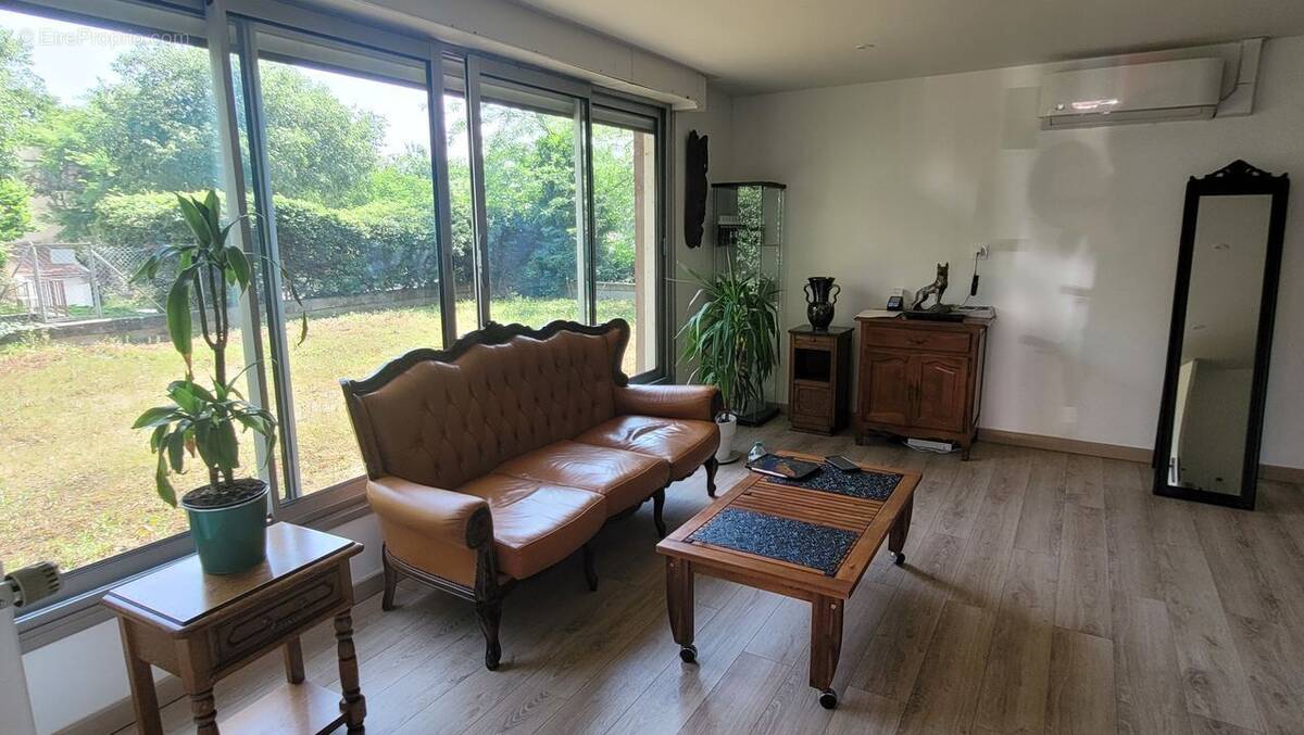 Appartement à CALUIRE-ET-CUIRE