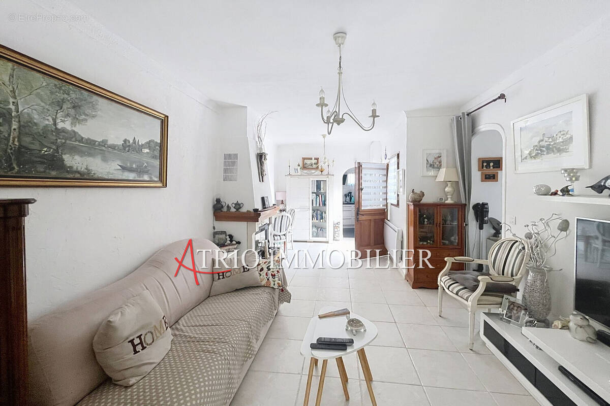 Maison à CAGNES-SUR-MER