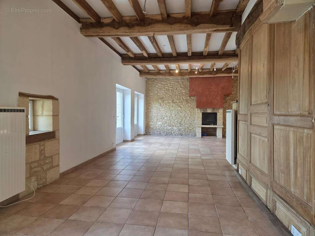 Pièce de vie maison principale - Maison à LE BUGUE