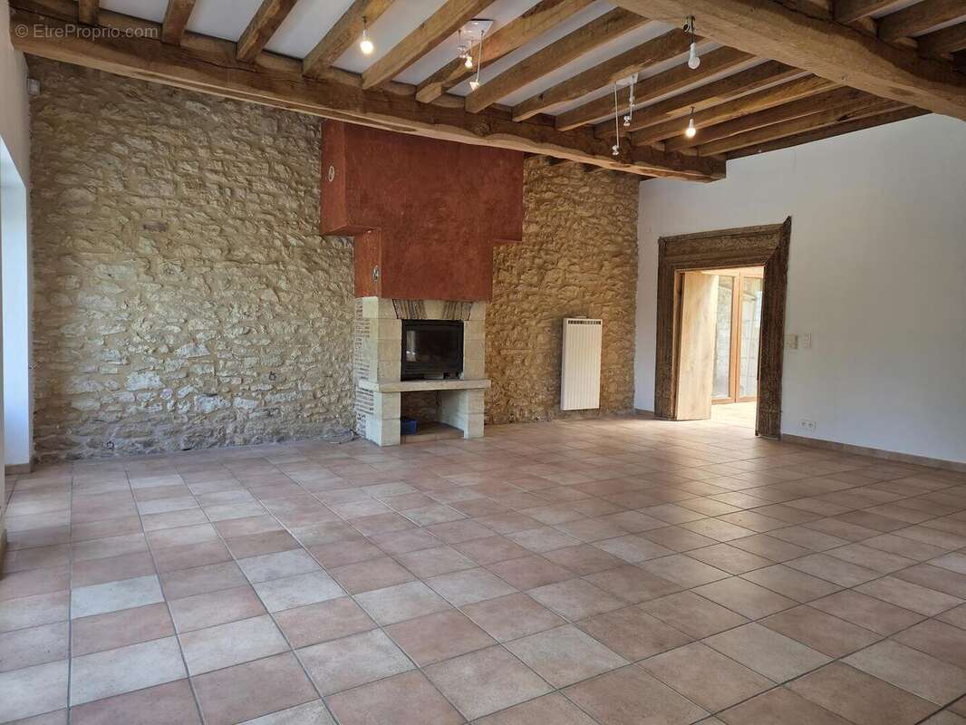 Pièce de vie maison principale - Maison à LE BUGUE