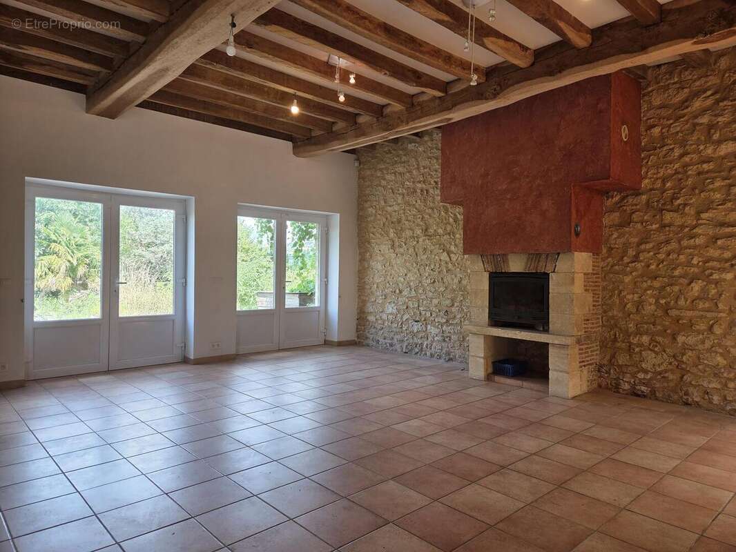 Pièce de vie maison principale - Maison à LE BUGUE