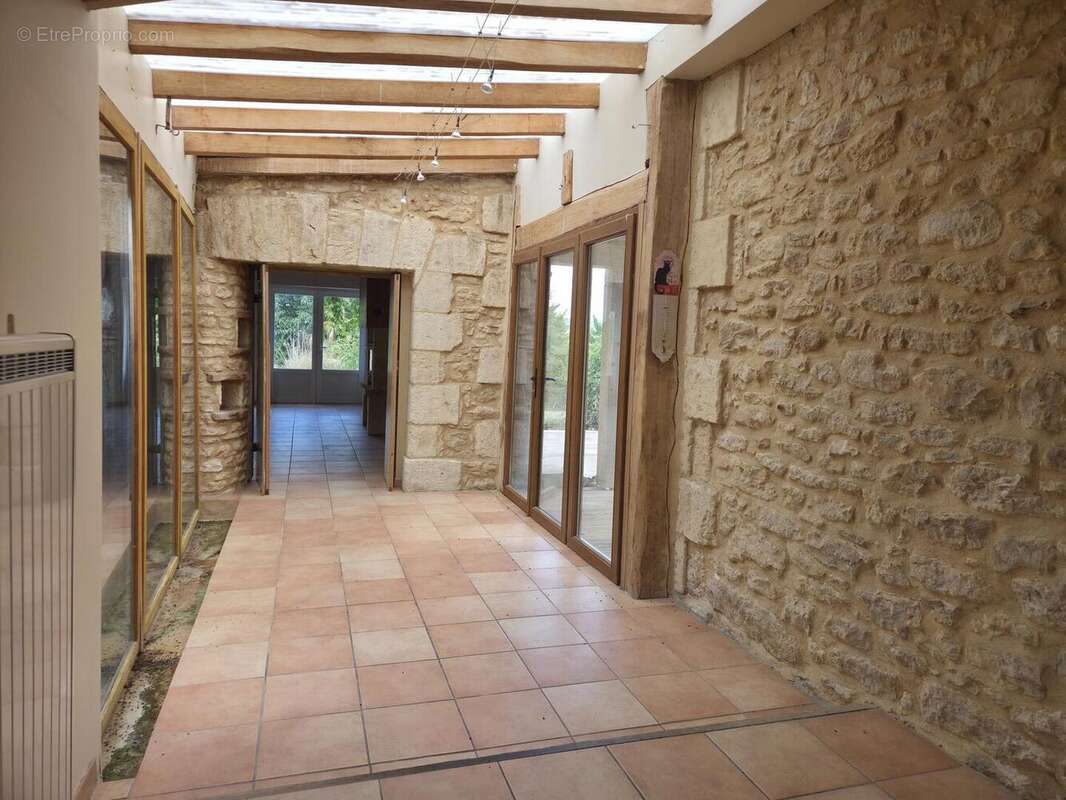 Sas entre deux maisons - Maison à LE BUGUE