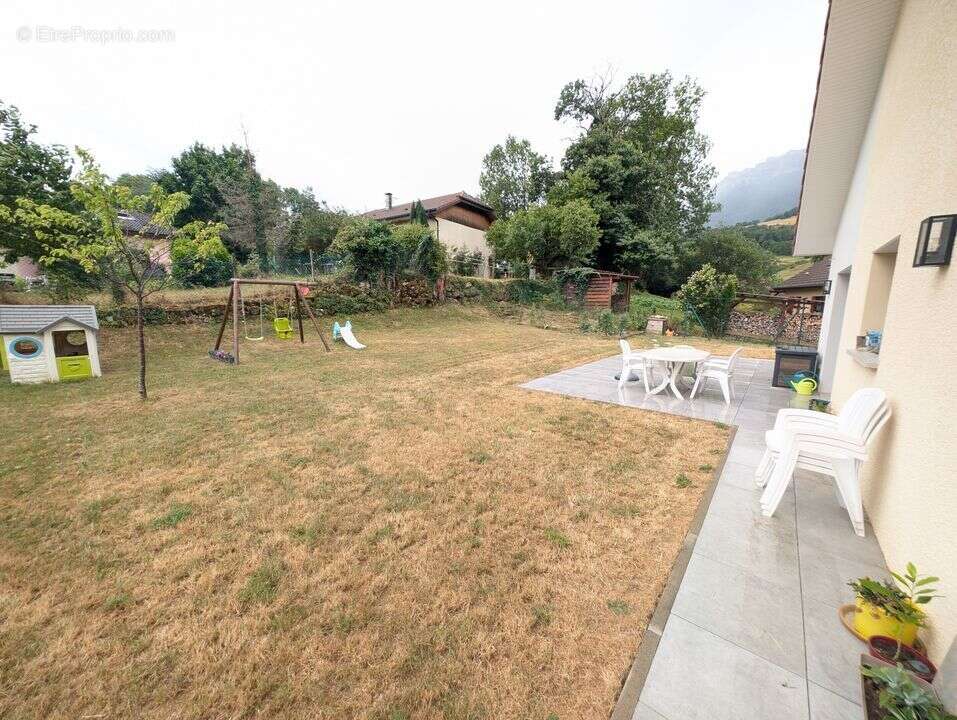 Maison à CHAPAREILLAN