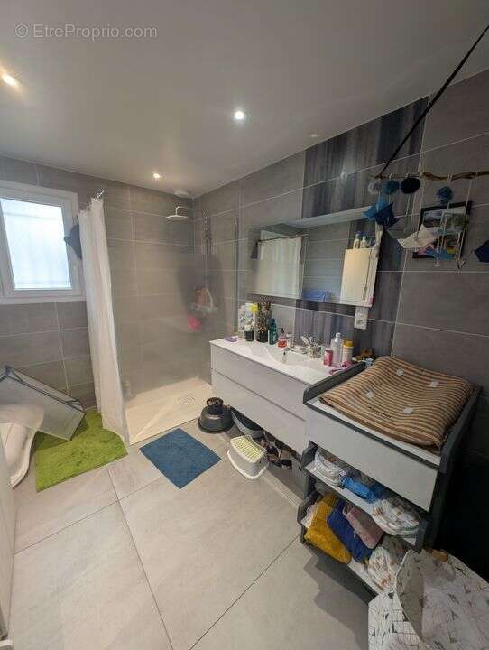 Maison à CHAPAREILLAN