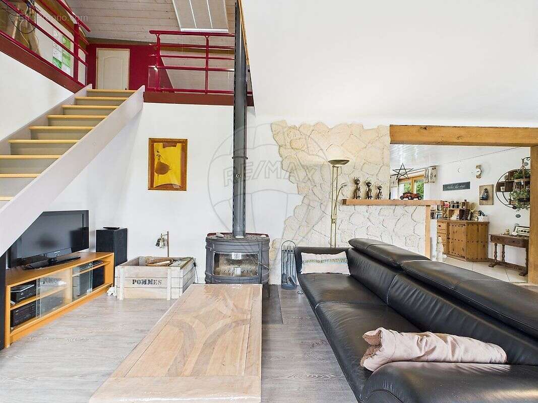 Maison à SAINT-MARCEL