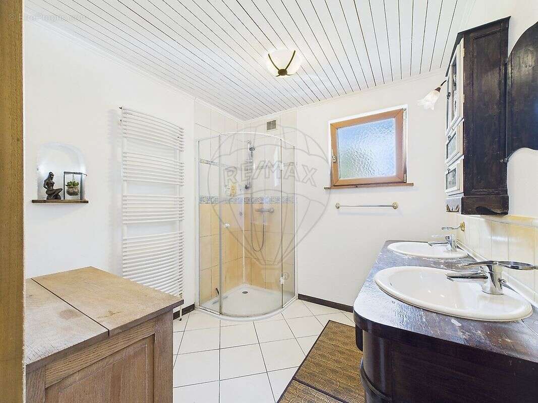 Maison à SAINT-MARCEL