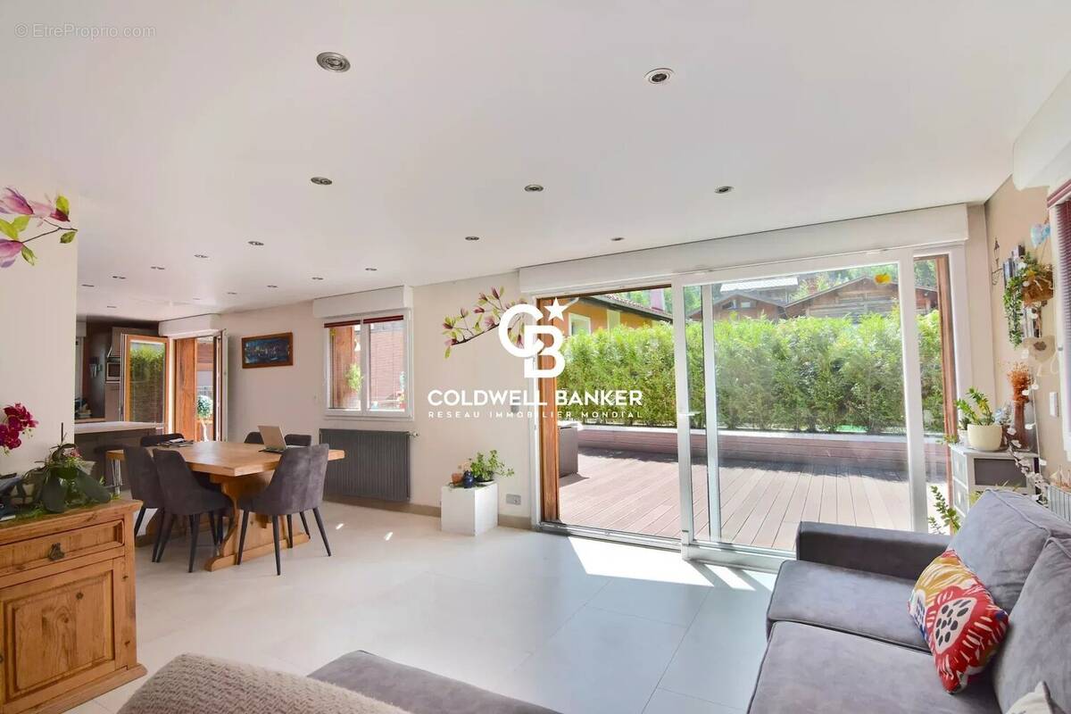 Maison à LES HOUCHES