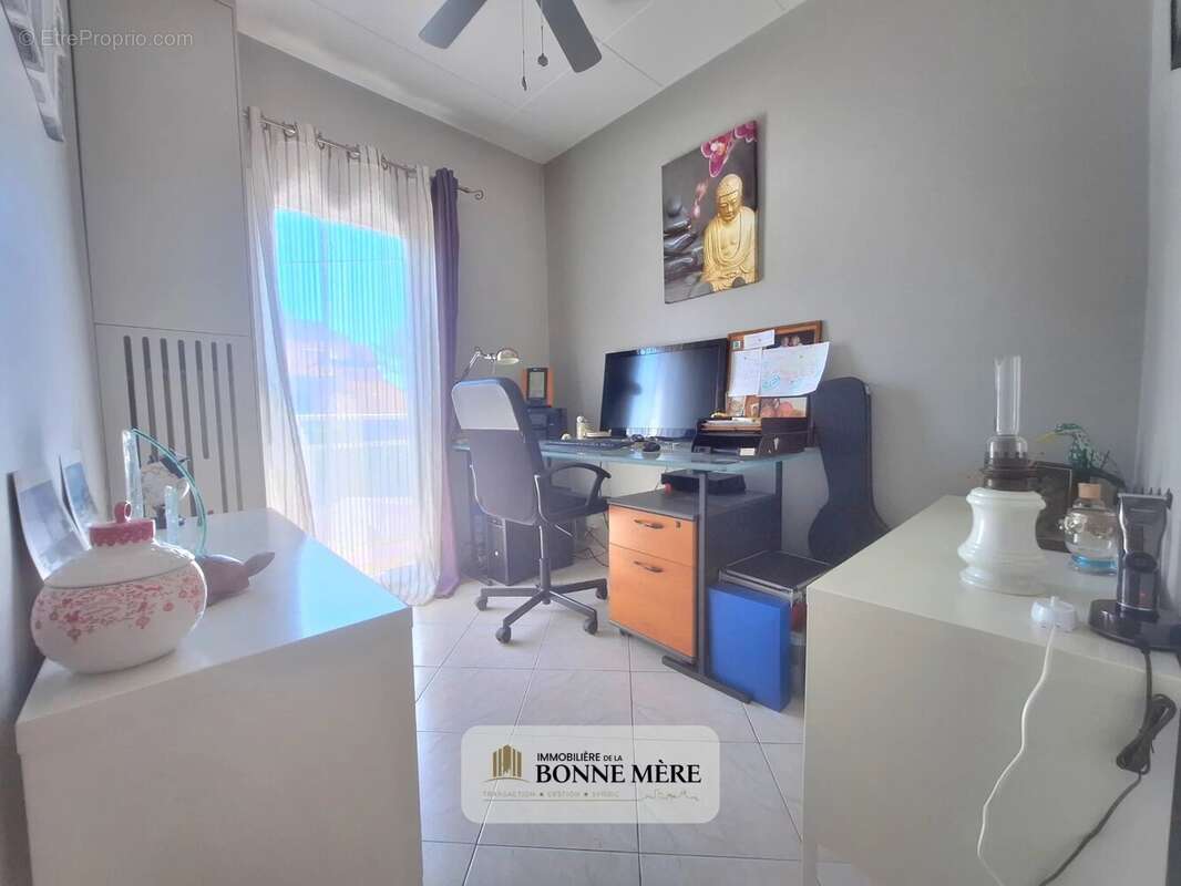 Appartement à MARSEILLE-13E