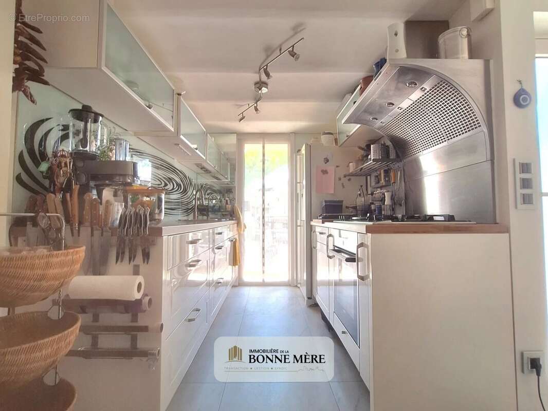 Appartement à MARSEILLE-13E