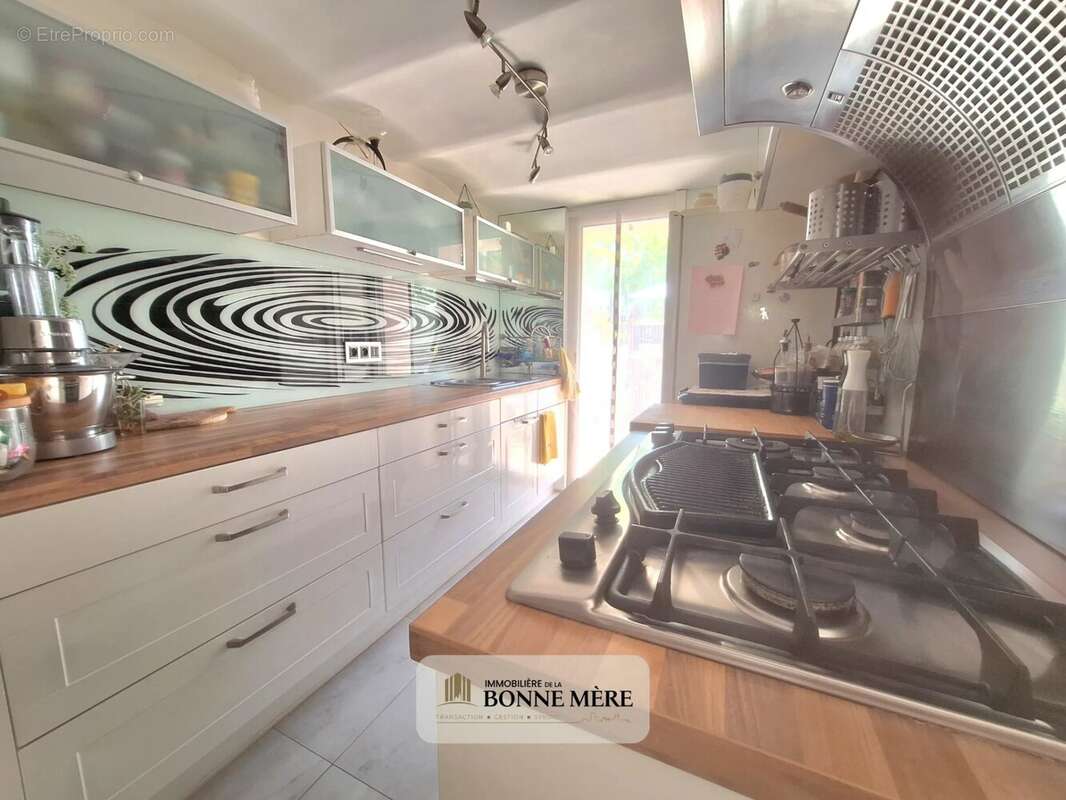 Appartement à MARSEILLE-13E