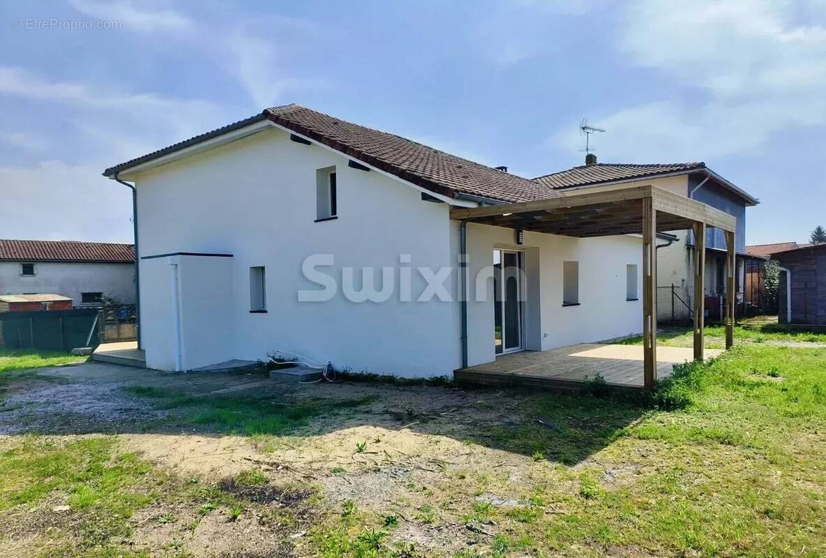 Maison à RION-DES-LANDES