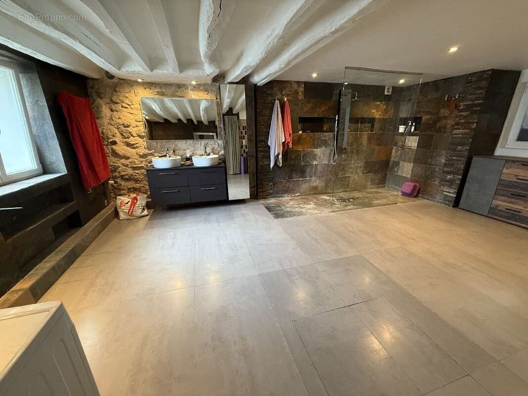 Maison à CHAMPIGNY-SUR-MARNE