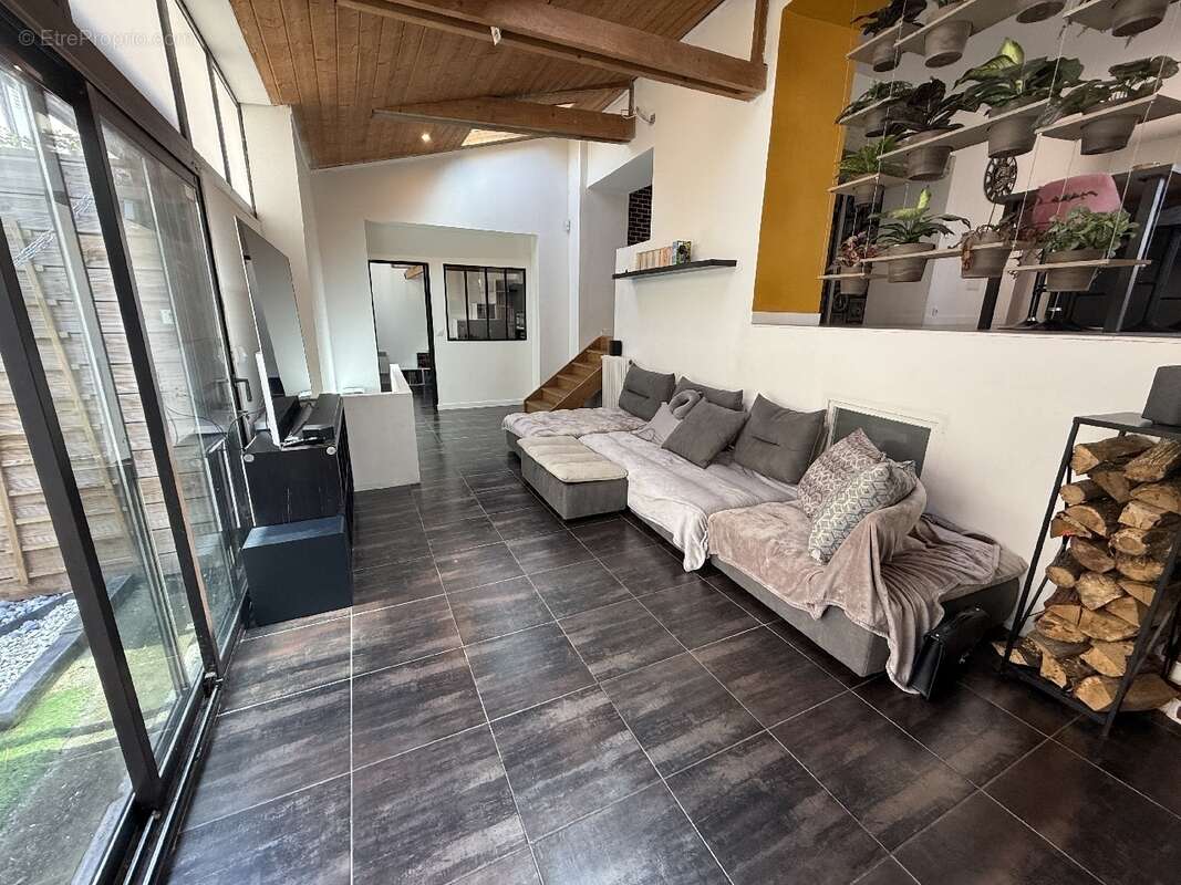 Maison à CHAMPIGNY-SUR-MARNE