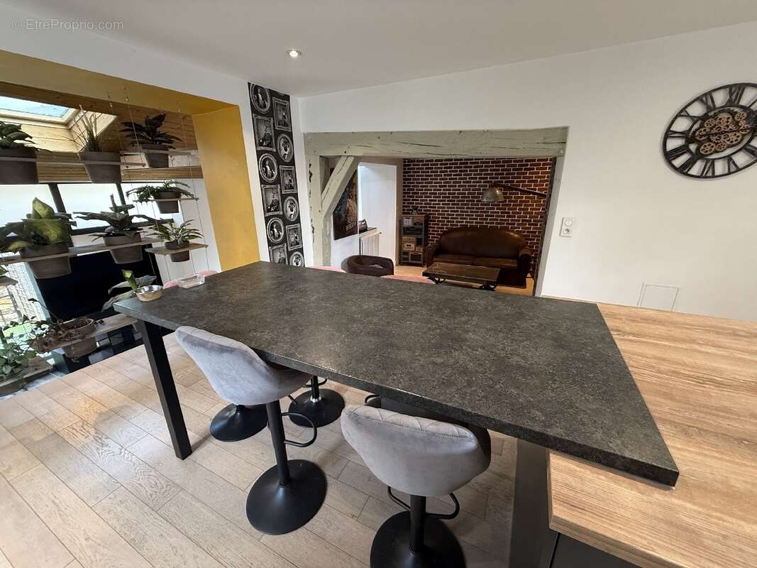 Maison à CHAMPIGNY-SUR-MARNE