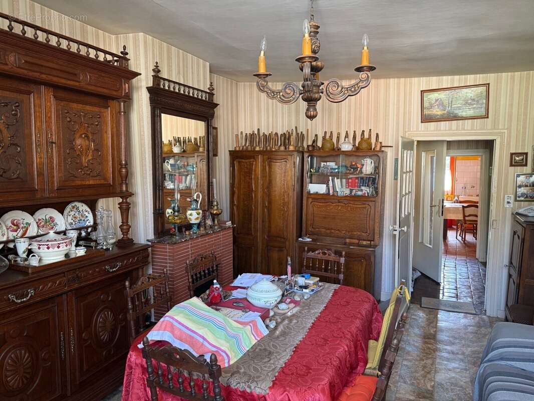 Maison à CHATEAUMEILLANT