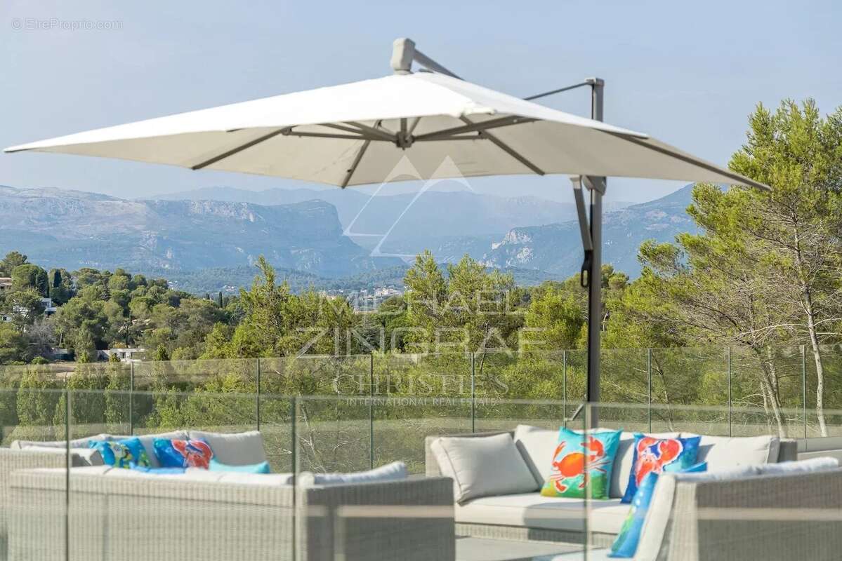 Maison à MOUANS-SARTOUX