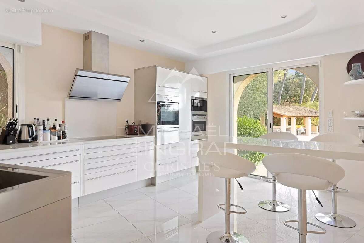 Maison à MOUANS-SARTOUX