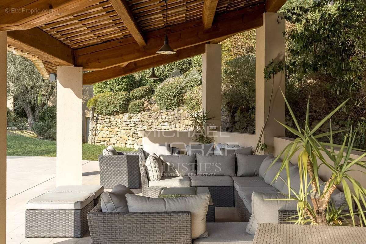 Maison à MOUANS-SARTOUX