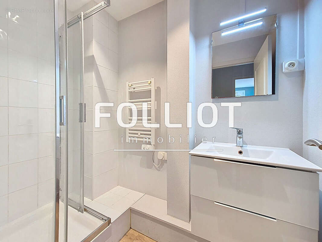 Appartement à HEROUVILLE-SAINT-CLAIR