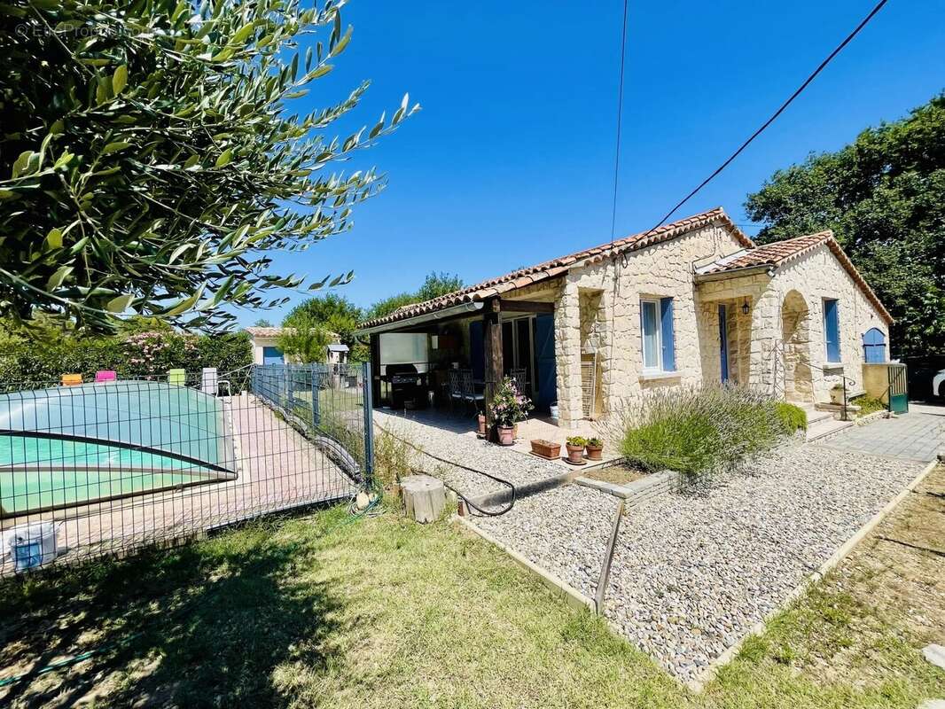 Maison à VAISON-LA-ROMAINE