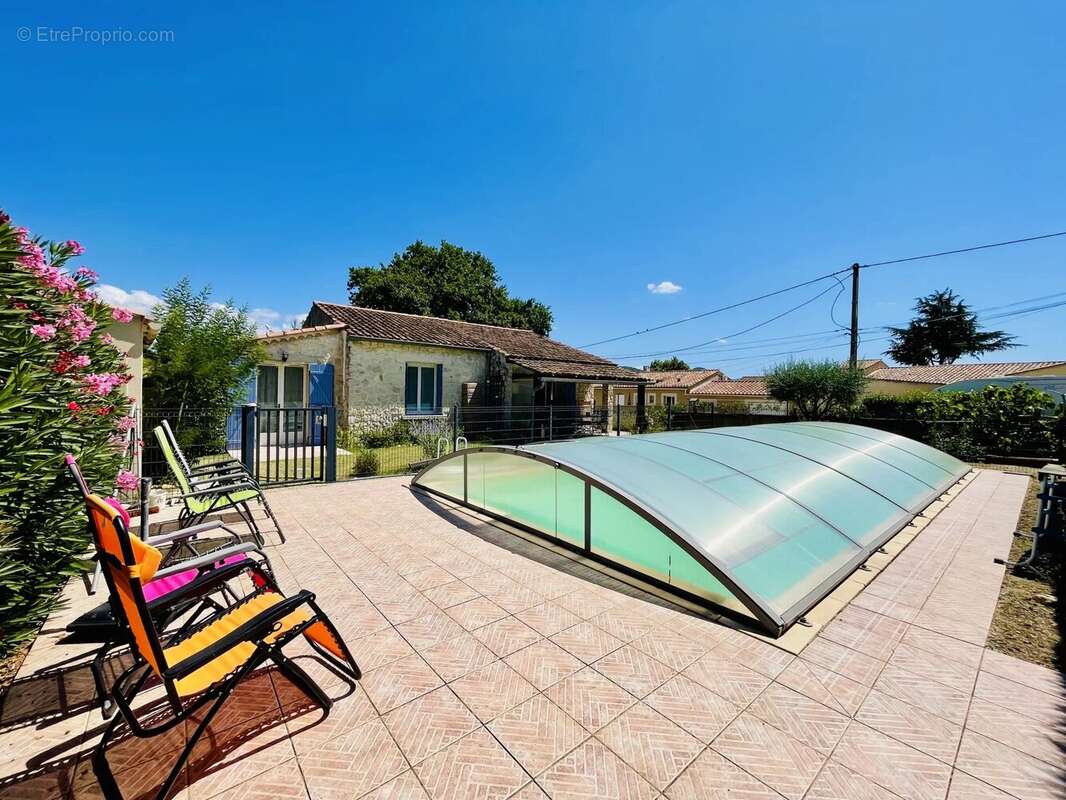 Maison à VAISON-LA-ROMAINE