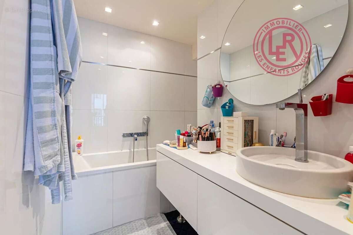 Appartement à PARIS-4E