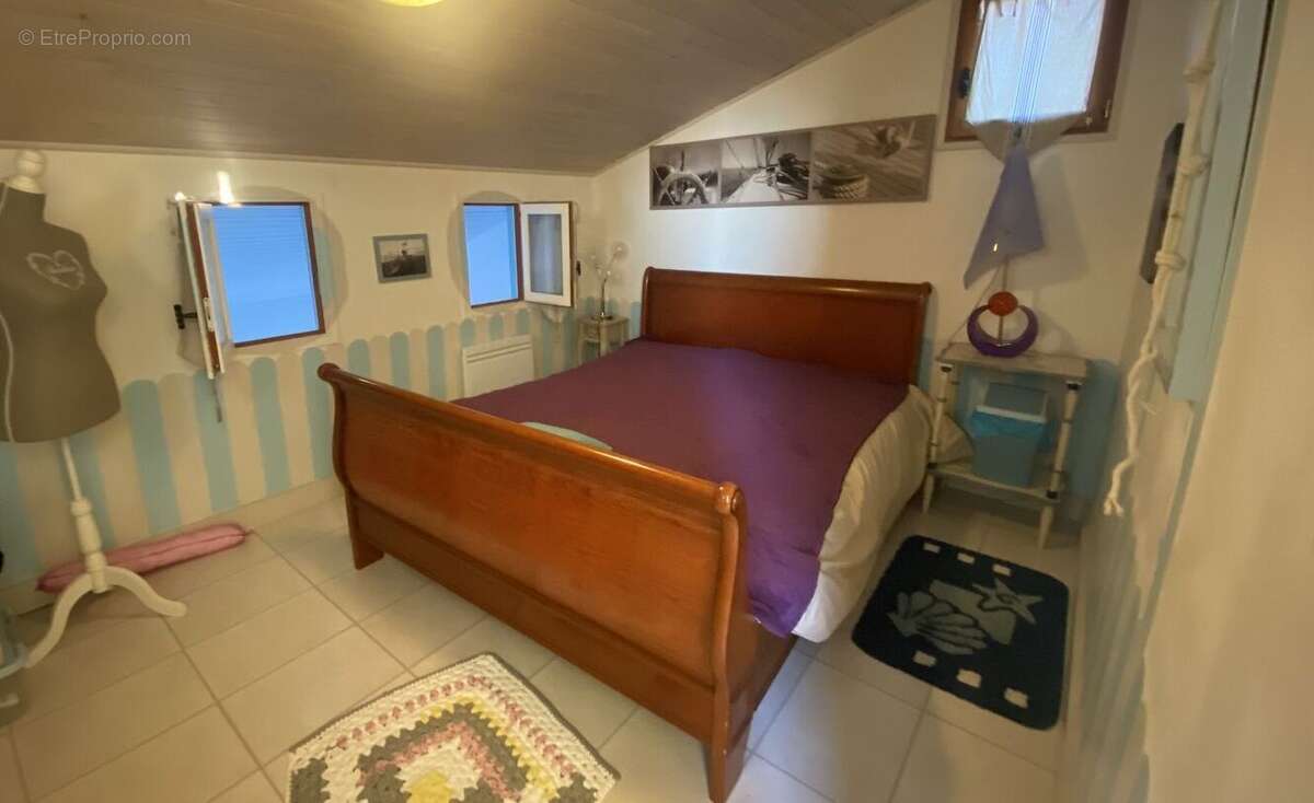 chambre 3 aile gauche - Maison à CAHORS