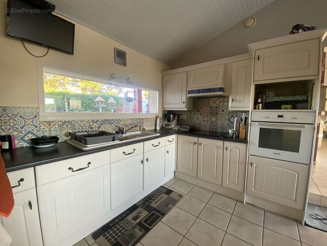 cuisine aile gauche - Maison à CAHORS