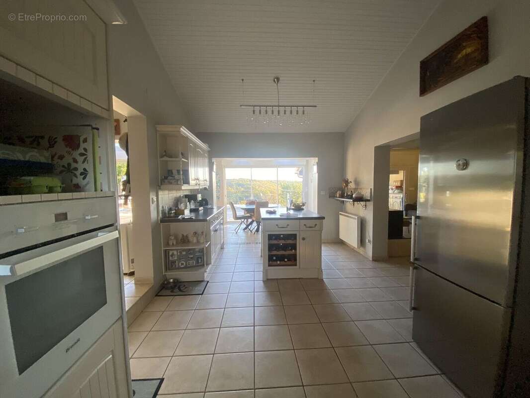 cuisine aile gauche - Maison à CAHORS