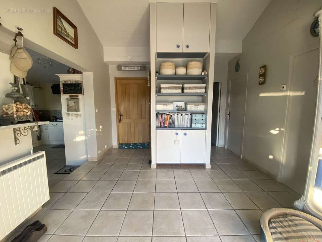 entrée aile gauche - Maison à CAHORS