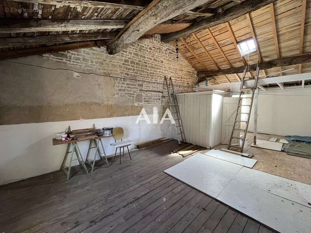 Maison à MAINE-DE-BOIXE