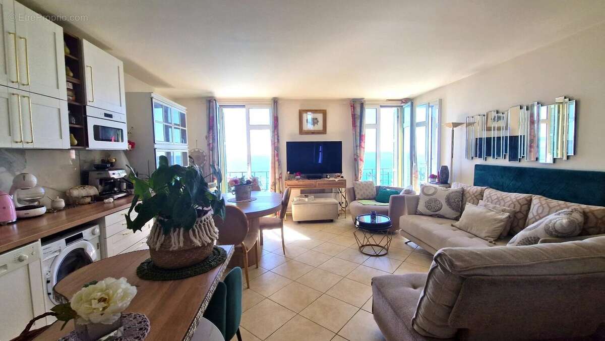 Appartement à MENTON