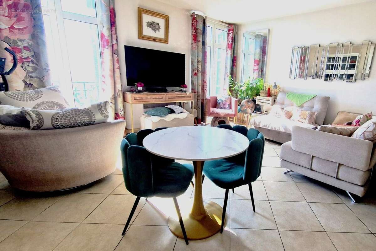 Appartement à MENTON