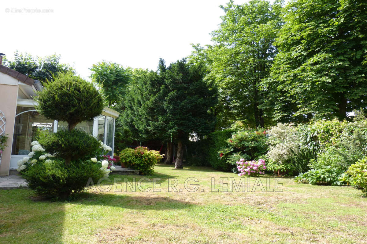 Maison à MAISONS-LAFFITTE