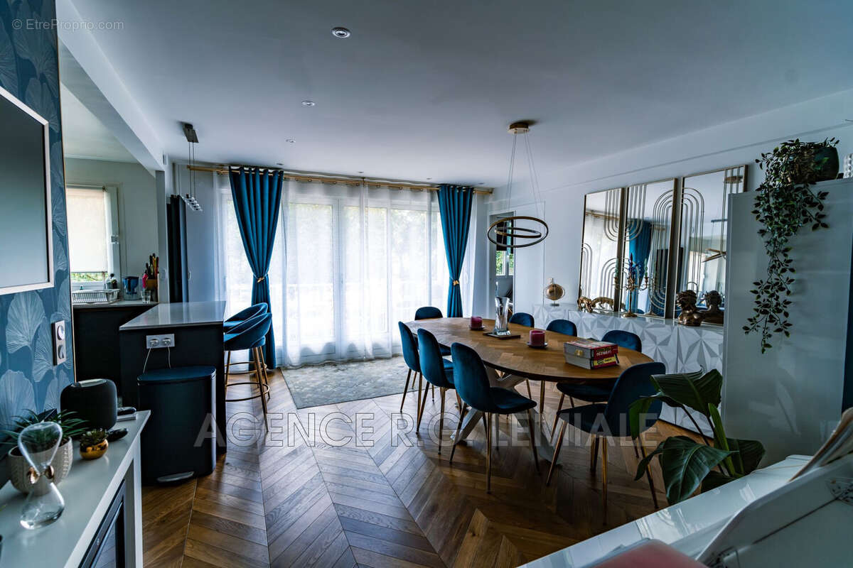 Appartement à MAISONS-LAFFITTE