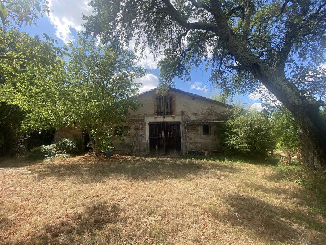 Maison à DREMIL-LAFAGE