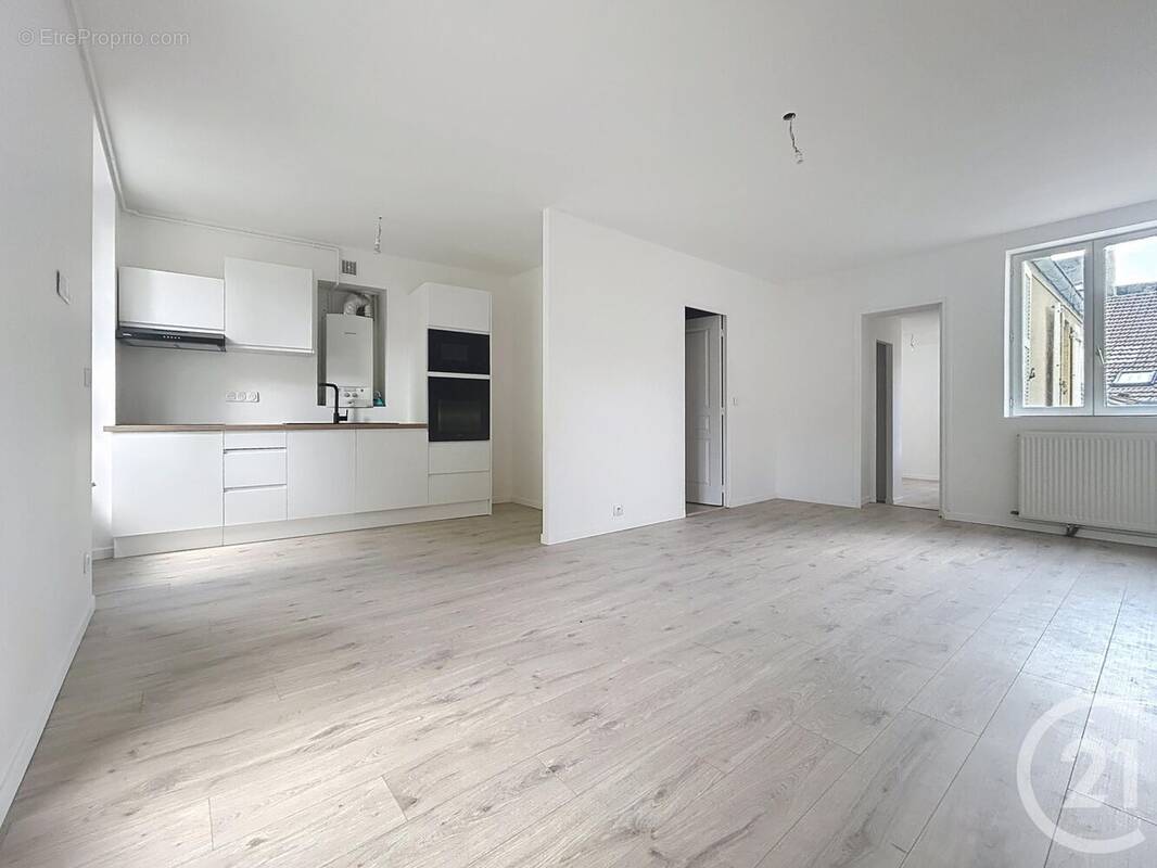 Appartement à MELUN