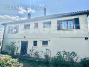 Façade arrière - Maison à PRUNAY-EN-YVELINES