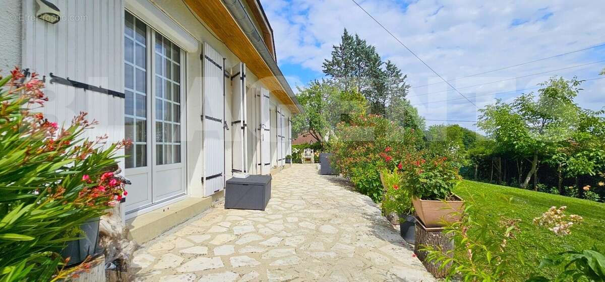 20250728_153722 - Maison à BOISSY-LE-CHATEL